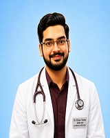 Dr. Parav Tantia, M.B.B.S., M.D.(Medicine)